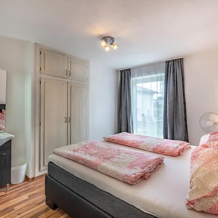 Appartement Ogris-1 By Interhome